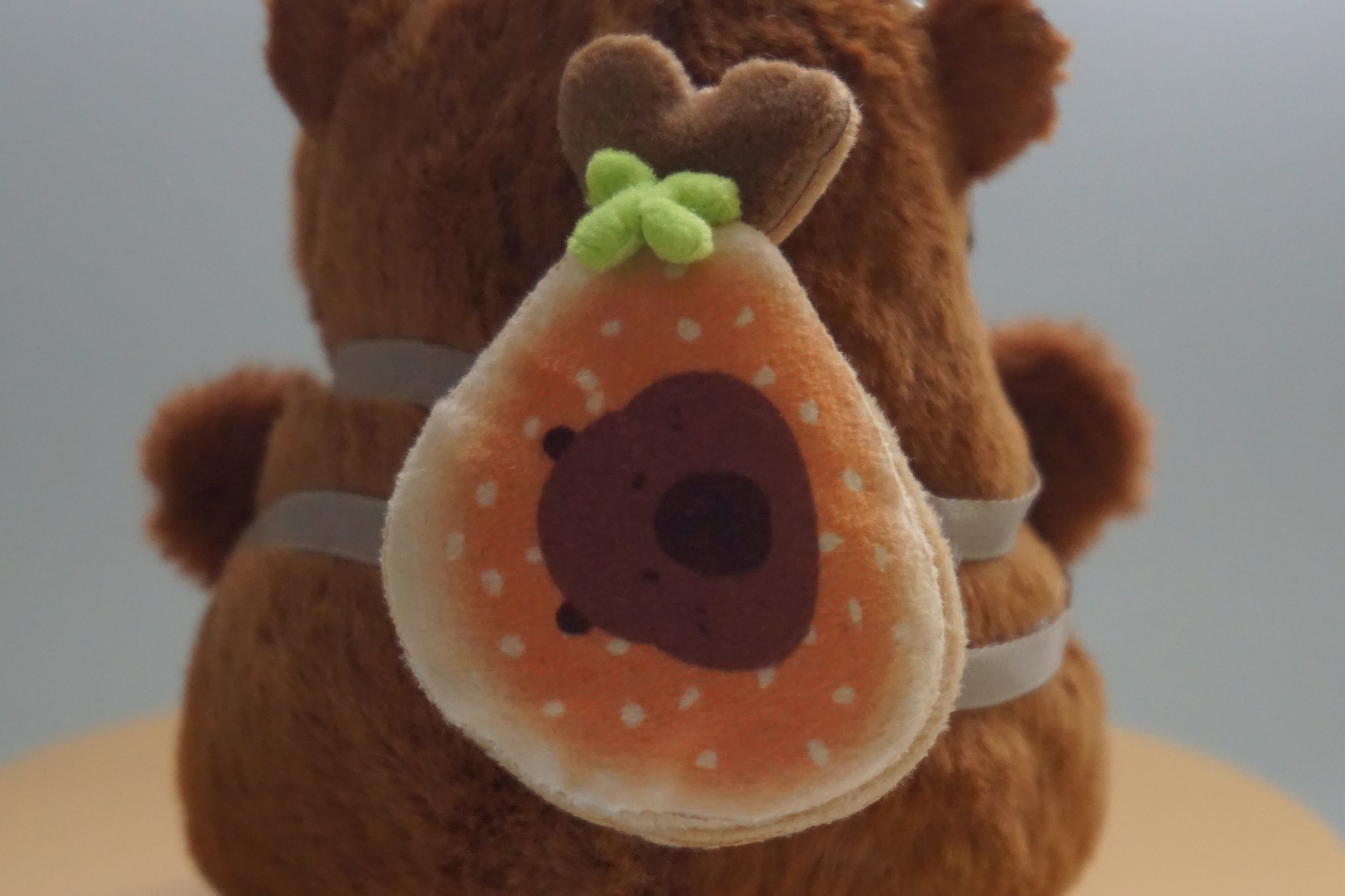 Capy Buddy – Plüschiger Capybara Anhänger für Handtaschen & Rucksäcke