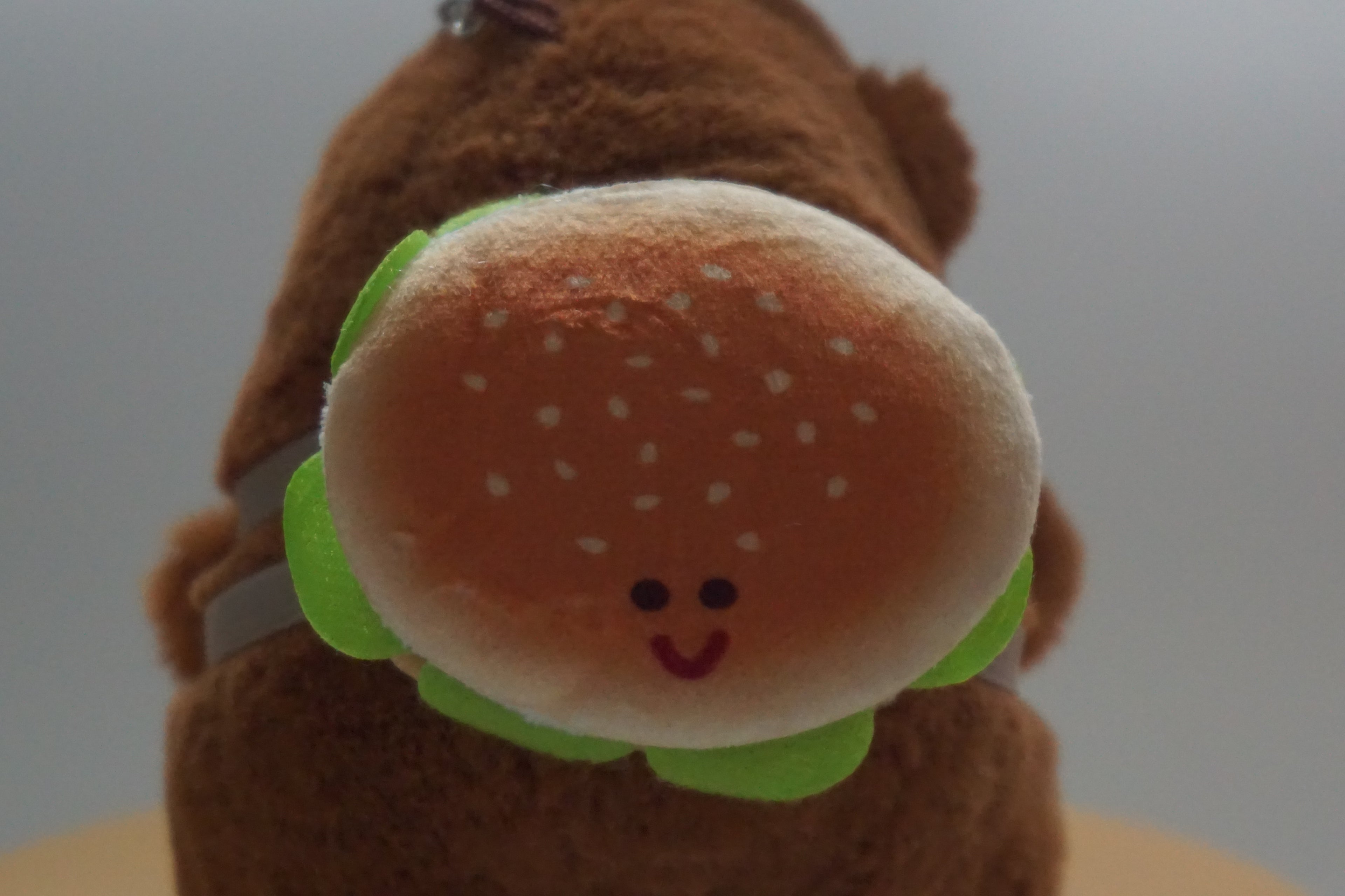 Capy Buddy – Plüschiger Capybara Anhänger für Handtaschen & Rucksäcke